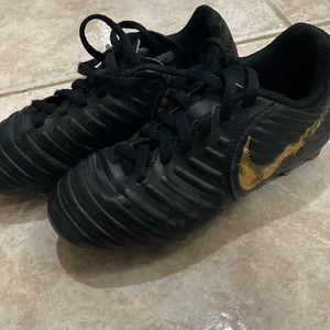 Nike Tempo cleats